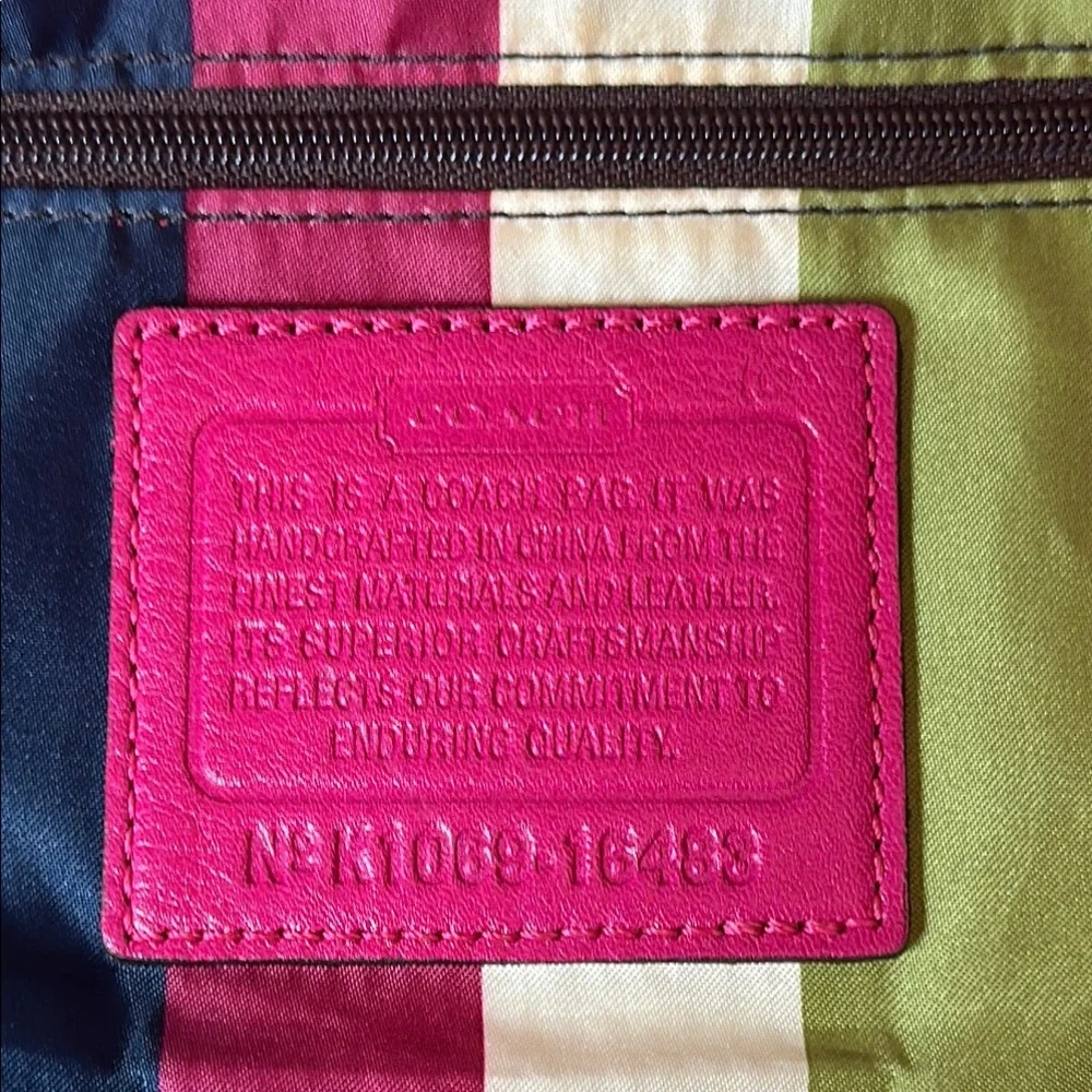RARE COACH POPPY ROCKER LEGACY Leather Bag with long strap & charm - Picture 13 of 15